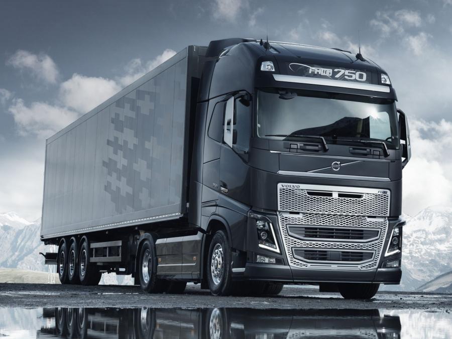  Volvo FH16 750 4x2 2012 года  (фото 12 из 18)